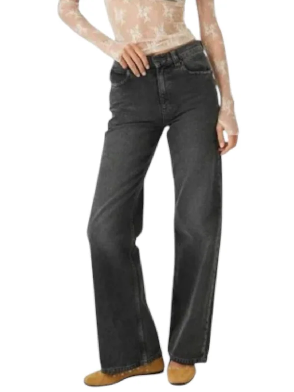 Trendy Outfits For Ladies Tinsley Baggy High Rise Jeans In Black