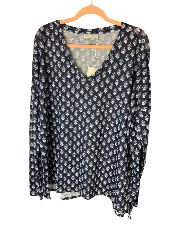 Sustainable Women's Clothes Scarlett Sweater In Newport Blossom Navy