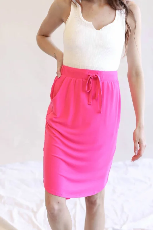 Plus Size Women's Fashion and Clothing Tulip Hem Skirt With Side Pockets In Fuchsia